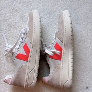 Veja Suede Sneakers US 6 EUR 37